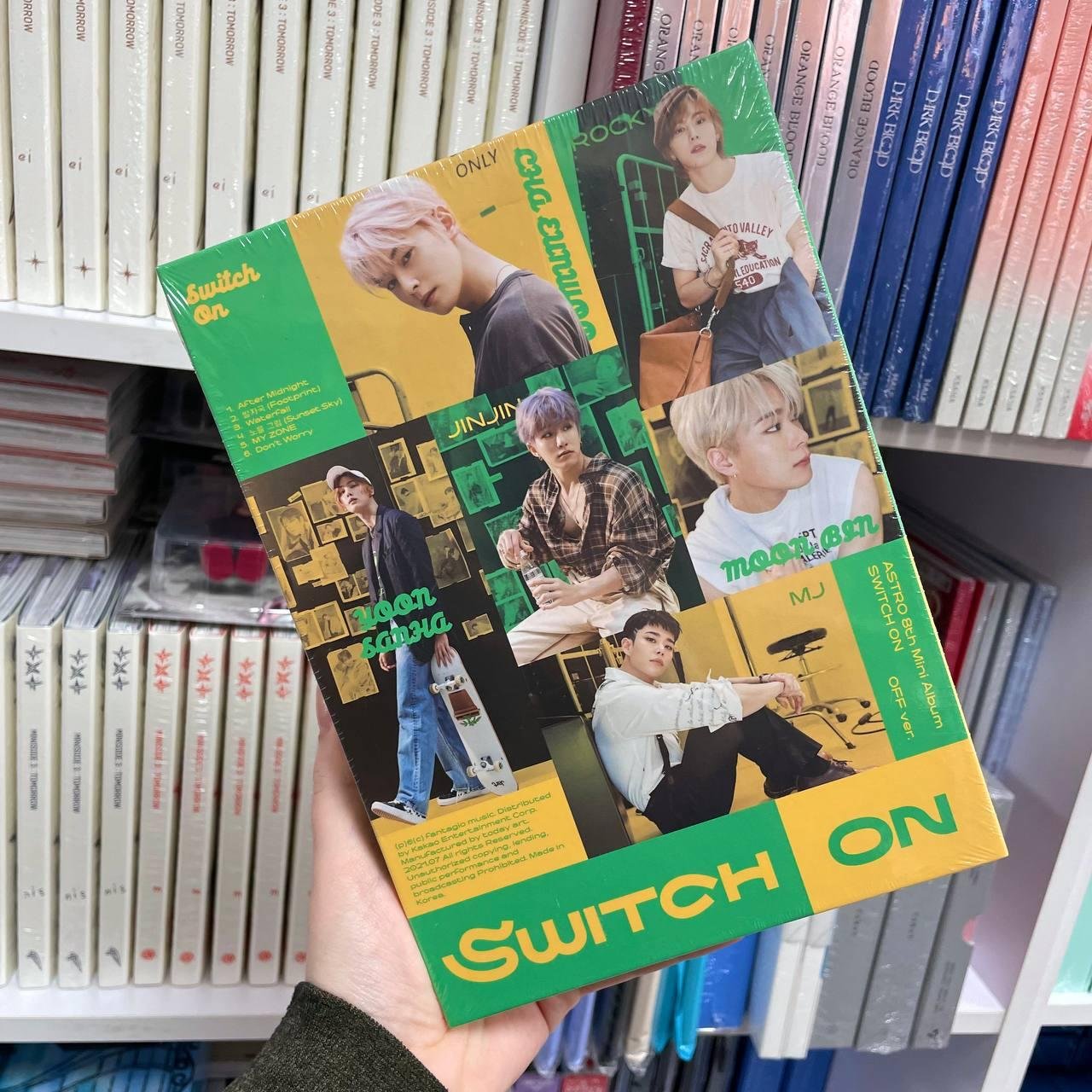 ASTRO - 8th Mini [SWITCH ON] VER. OFF
