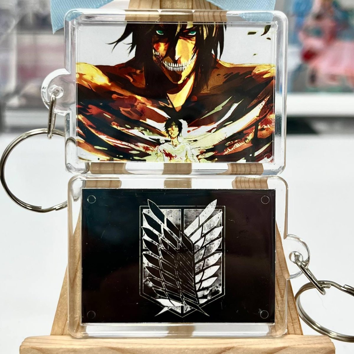 Брелочок "Атака Титанів / Attack on Titan"