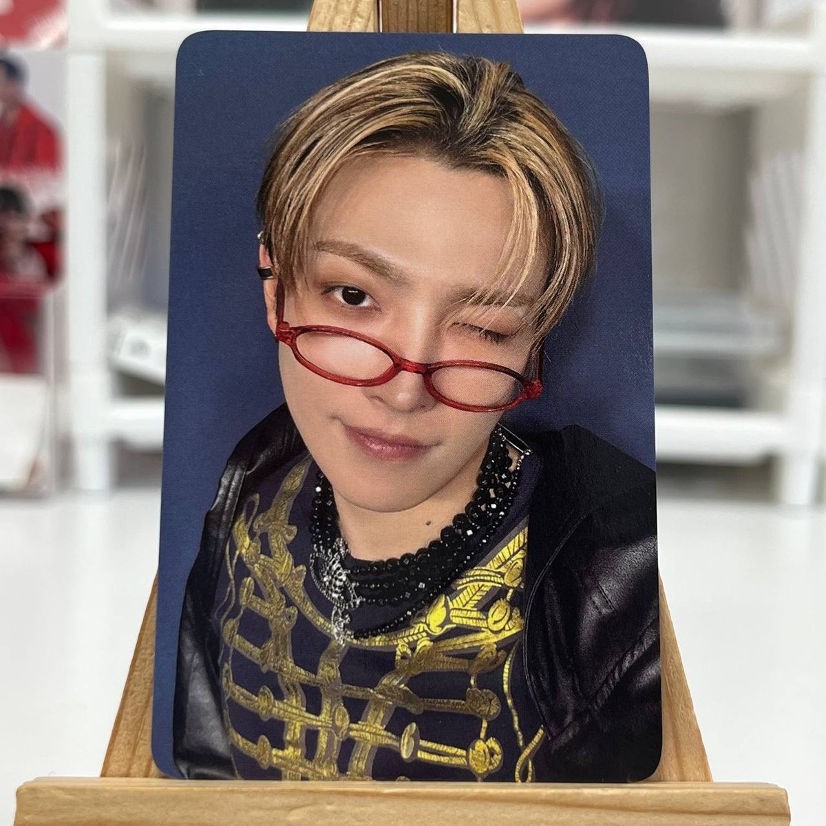Офіційна картка ATEEZ EVERLINE POB