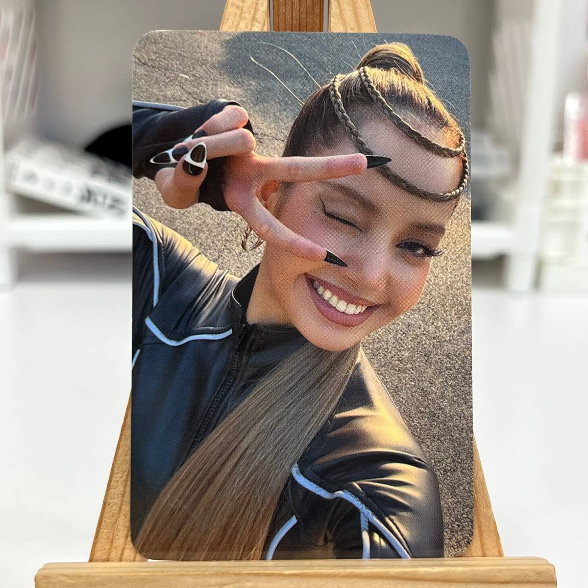 Офіційна картка BLACKPINK WITHMUU POB