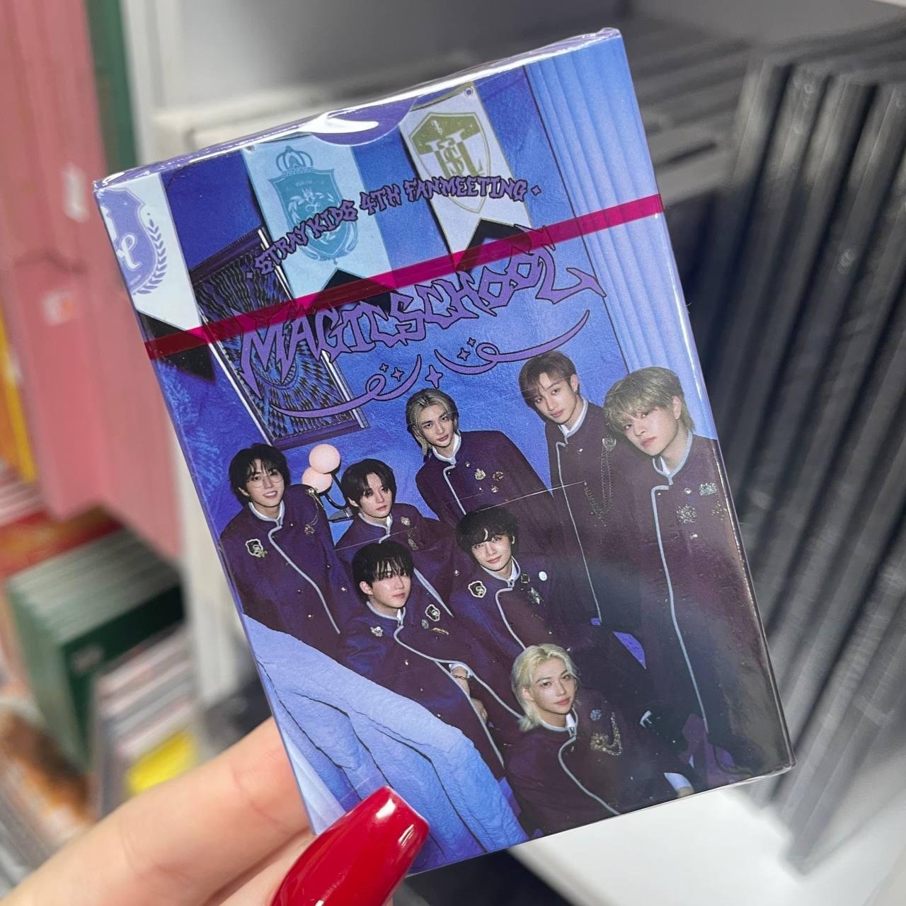 Набір ломо карток Stray Kids 50-55шт. в упаковці