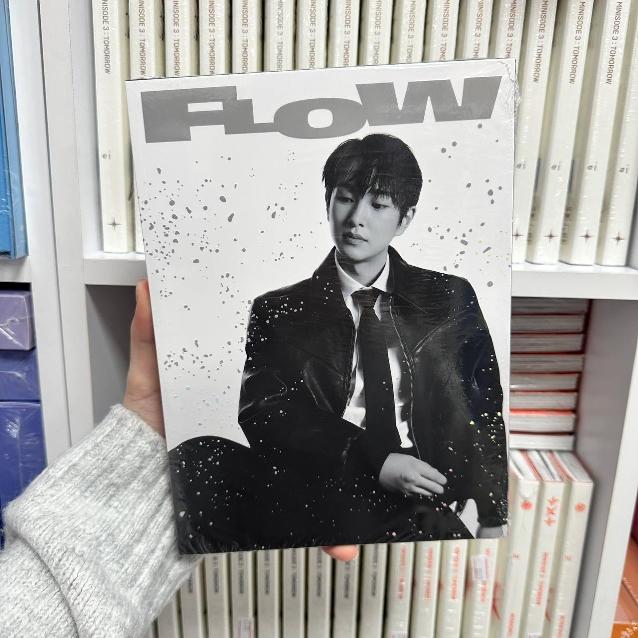 ONEW (SHINEE) - FLOW  Ver. WEEKDAY