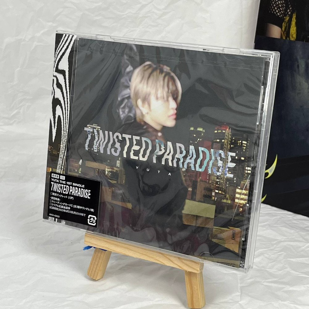 YUTA (NCT) – TWISTED PARADISE (Normal Ver.)
