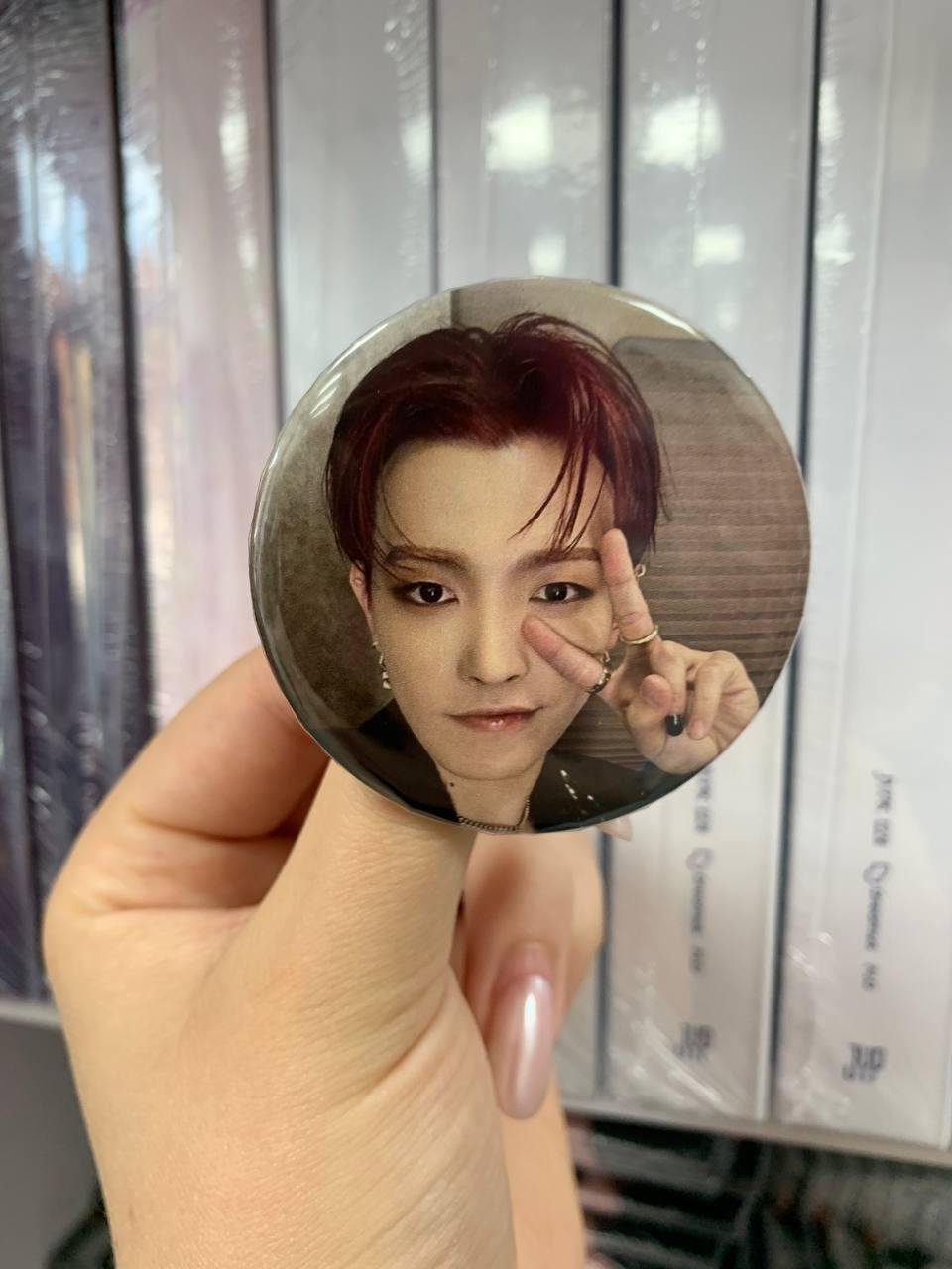Значок  Ateez